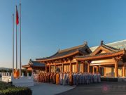 庆国庆、迎中秋，我院举行升国旗仪式、教学实践活动